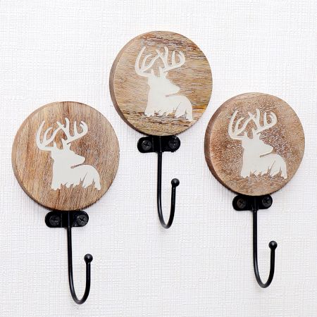 3 Pieces Brown Wooden Rain Deer Hooks For Wall